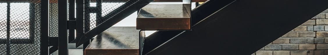 inform design banner