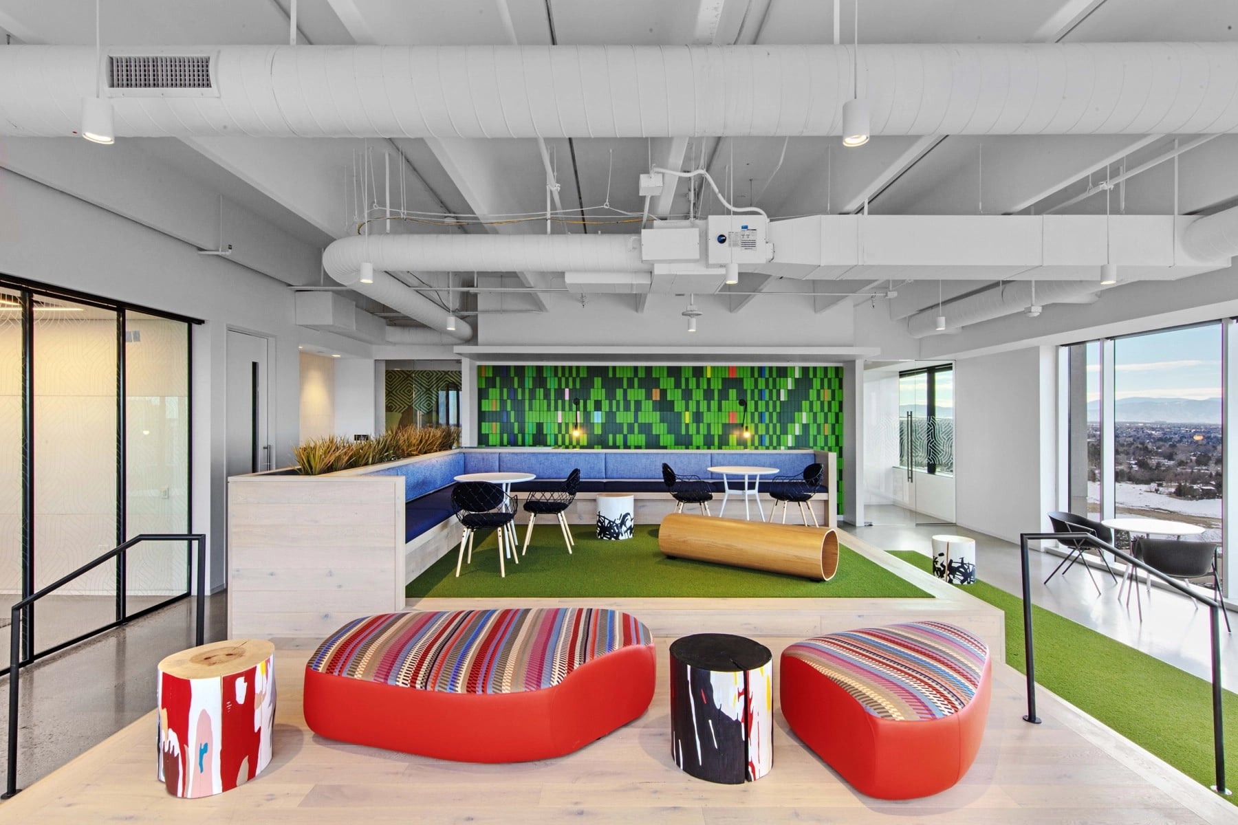 Howell Construction banner