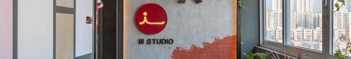iiistudio banner