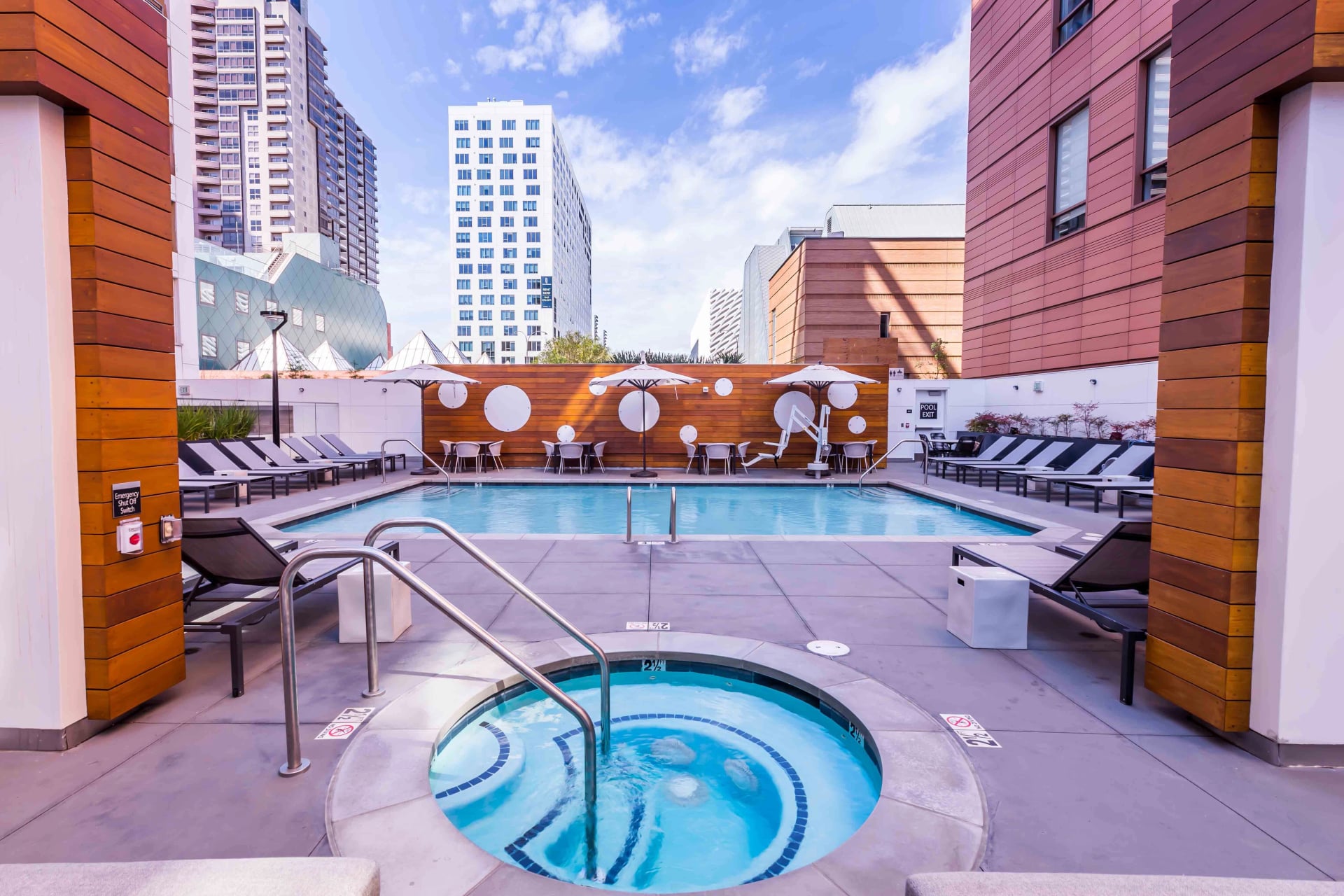 Goldrich Kest banner